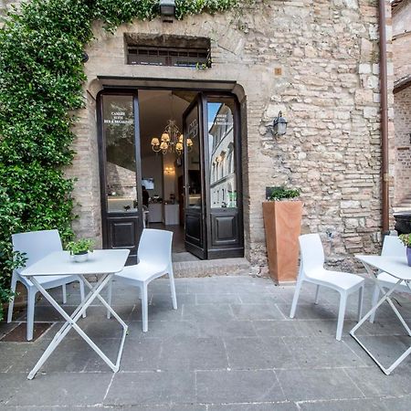 Case Brizi 10 Assisi Exterior photo