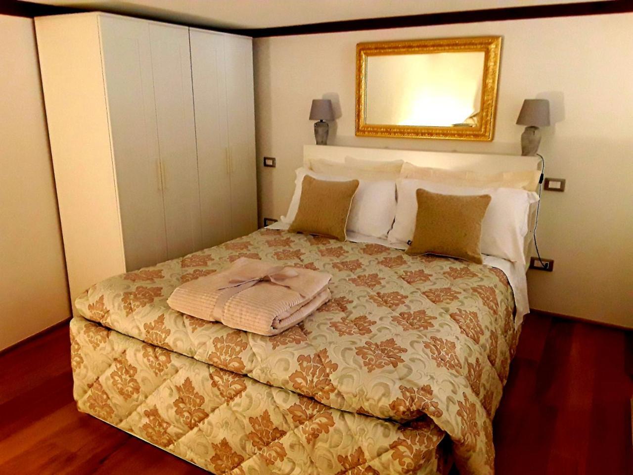 Case Brizi 10 Assisi Exterior photo