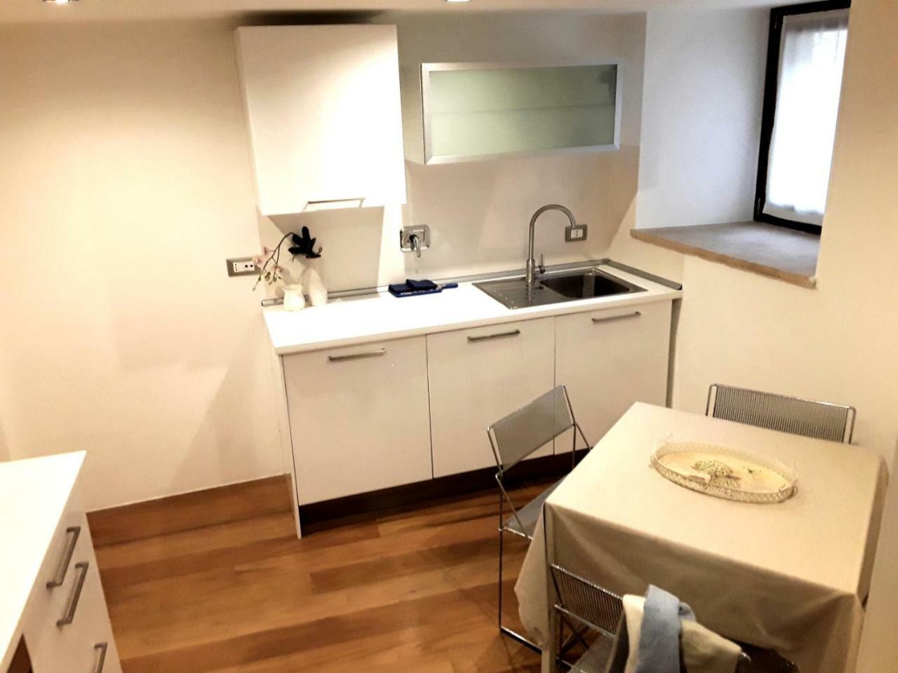 Case Brizi 10 Assisi Exterior photo